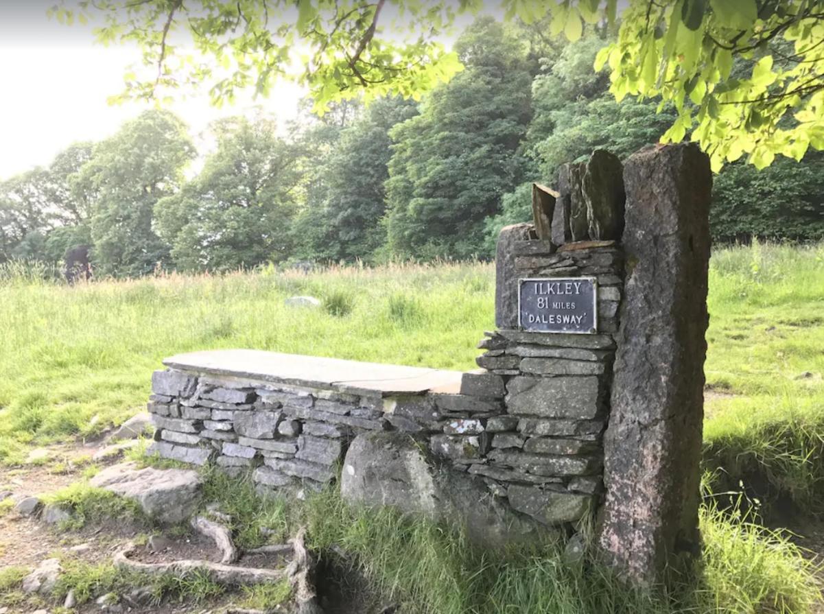 Gorgeous Cottage In Bowness Exteriör bild
