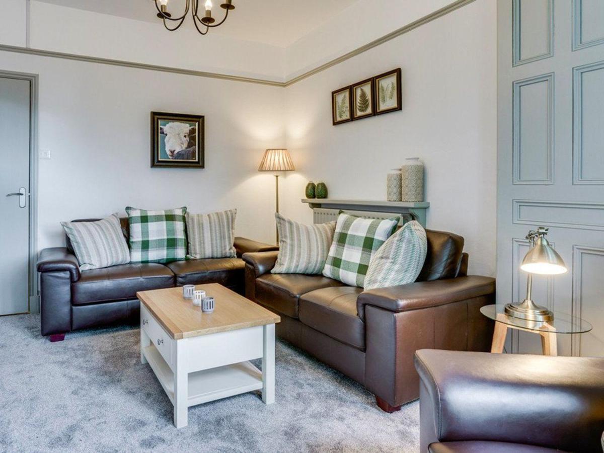 Gorgeous Cottage In Bowness Exteriör bild